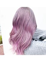 ヘアーサロンデフォーエバールークス(hairsalon de Forever Lux)&nbsp;春のトレンド！外国人風ダブルカラーで作るハイトーンカラー