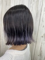 アンダーバーホワイト 南海難波店(_WHITE)&nbsp;【＿white+】グラーデーション×大人スタイル