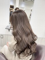 ジゼル 博多筑紫口店(GiseL)&nbsp;オトナ艶ベージュ【博多駅筑紫口】@halu_the_world