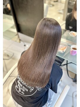 キングスベリーユナイテッド(Kingsbury United) 艶髪♪美髪ストレート【髪質改善/縮毛矯正/府中】