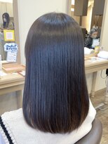 アルターリール(aL ter Rire)&nbsp;黒髪/ボブルフ/ネビージュ/小顔/ワンレン/福原遼華