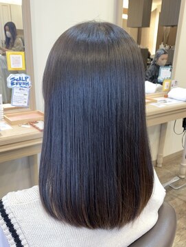 アルターリール(aL ter Rire) 黒髪/ボブルフ/ネビージュ/小顔/ワンレン/福原遼華