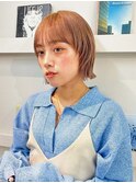 ショートボブ 顔周りレイヤー 外ハネボブ ベージュカラー