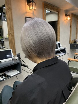 グランルッソ 岡山駅前(GRAN LUSSO) 【国富】シルバーホワイト/ハイトーン