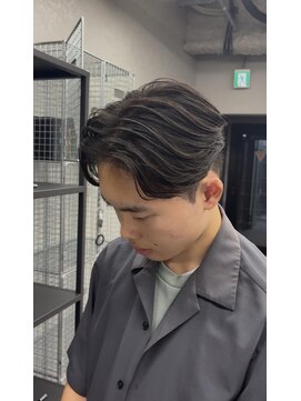 コードバイケンジ 戸塚(CODE by KENJE) セット次第でオンオフどっちもキマる万能スタイル