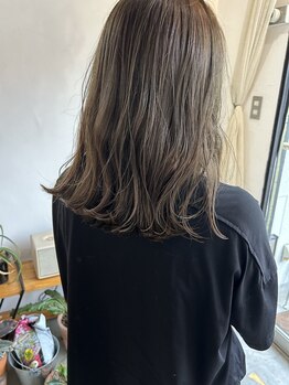 ヘアーサロン キムラ(kimura)の写真/話題の《グローバルミルボン》取り扱い☆髪内部まで潤いを補給して、毛先までまとまる美髪に。