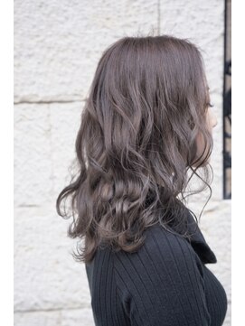 ティンク 横須賀中央(Tink) 王道ナベタスタイル・シルバーラベージュ◎