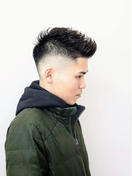 ワンワンオー バーバーショップ 博多店(@110 BARBER SHOP) FADEアップバング