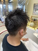 クオリス 上板橋店(QUALIS) 刈り上げビジネス束感ショート【グレイアッシュマット】