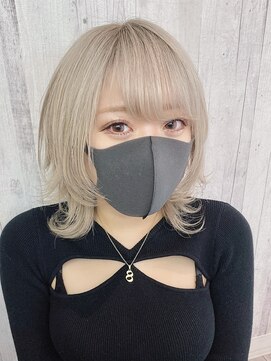 リアイス(Re:ICE) ハイトーンホワイトベージュミディアムウルフ