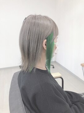 テジナ(tejina) シルバーグレージュ×インナーグリーン