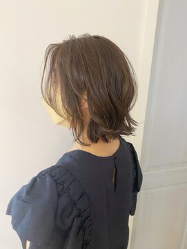 ヘアオーブロジック(HAIR orb LOGIC) 外ハネ前下がり