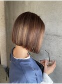 大人前下がりボブ