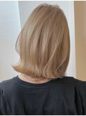【米倉かずひさ】ミニボブ　外ハネボブ　ペールベージュ