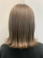 カルテット(Quartetto)&nbsp;切りっぱなし/ハイライト/ケアブリーチ/白髪染め[八王子駅]