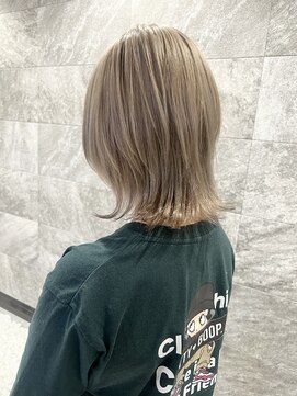 ノア(NOAH) ミルクティーベージュ×ウルフカット