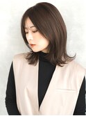 くびれミディ／外ハネミディアム