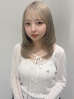 ビューシンサイバシ(VIEW SHINSAIBASHI)&nbsp;ロングレイヤーかきあげ前髪イメチェンミルクティー10代20代30代