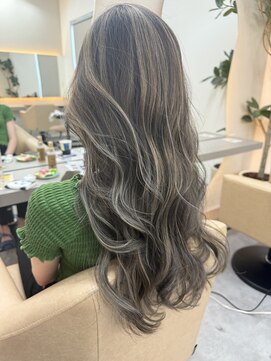 バーチミシマ(BIRCH mishima) たっぷりハイライトロングヘア