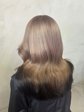 ソアバイリコヘアー(soar by LiCO Hair) 裾カラー/ブリーチ／イメチェン/レイヤーカット／北谷