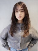 ロングレイヤー顔周りレイヤーハッシュカット透明感カラー