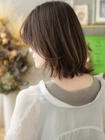 カバーヘア ブリス 戸田公園西口店(COVER HAIR bliss) センターパートくせ毛風くびれショートボブA1戸田公園30代40代