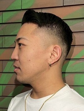 HIRO GINZA BARBER SHOP 京都本店【ヒロギンザ バーバーショップ】【3/19 OPEN予定】 ニュアンスパーマ/波巻きツイストスパイラル[京都河原町/理容室]