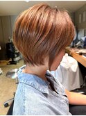 丸みショートで大人の垢抜けヘア/扱いやすさと女性らしさを両立