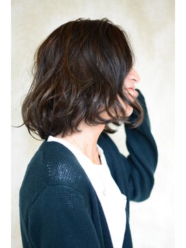 ヘアーアンドメイク ラブストラック(Hair&Make LOVESTRUCK) 3D・BOB