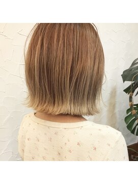 ヘアーサロン オンリーホープ(HAIR SALON ONLY HOPE) ONLY-HOPE【スズキリュウタ】 ハニーベージュと外ハネとボブ
