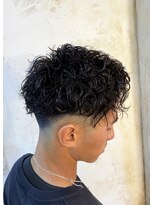 サロンリベルテ(salon Liberte) ツーブロックフェード×ツイストスパイラル