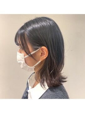 美容室 アイディー i-dee レイヤーミディアム