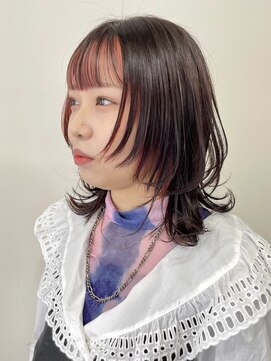 シスタ(SISTA) ミディアムウルフ/フェイスフレーミング/ピンクカラー/ウルフ