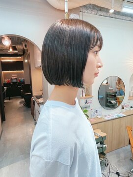 シビバイレボ(CIBI by revo) 地毛風カラー/ナチュラルレイヤーカット/ショートボブ[船橋]