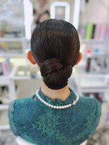 結婚式 二次会 お呼ばれ タイトシニヨン