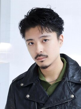 ケアリー 練馬(Carelly) ツイストパーマ七三オールバックマッシュウルフスリークショート