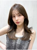こなれロングレイヤーカットくびれヘアうる艶モテ髪ブラウン