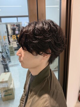 コワファーストナガサキシャンプーボーイ(COIFF1RST NAGASAKI SHAMPOO BOY) フェザーパーマ　メンズサロン　ショート　カット　韓国　長崎