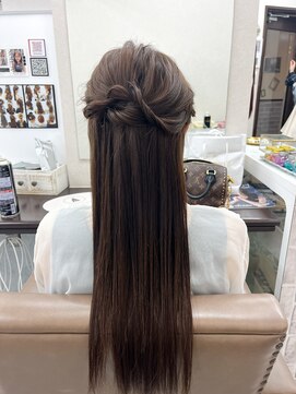 セットサロン ベル(Belle) ストレートハーフアップ