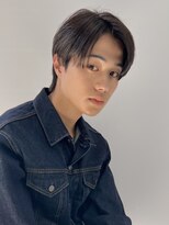 ミィ 浦和(mee)&nbsp;シャドウパーマ/フェザー/スパイキーショート/浦和/men's