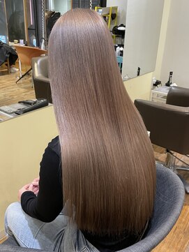 トラック(TRUCK) ホワイトミルクティーベージュ