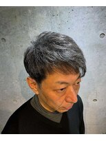 バーバーバー ナカノ(BARBER BAR NAKANO)&nbsp;白髪を生かす！ロマンスグレーツーブロック