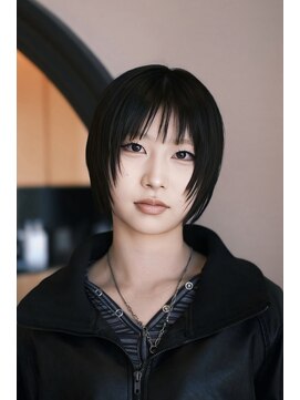 エアー 青山(AIR) ミニボブレイヤーカット