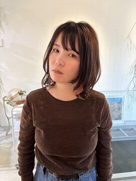 メグリ(meguri) インナーカラー　ハイライト　ミディアムレイヤー