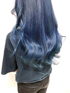 アマンドール(Aman D'or) 秋の韓国人風*コバルトブルー