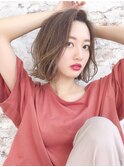 小顔に見せるヘアワンサイドショートグラデーションカラー錦糸町