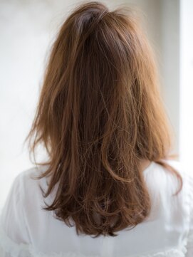 ラ ソール ヘア(La sol HAIR) ゆるふわレイヤーセミロング