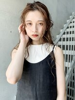 アイティー バイ アルバム 浦和店(IT by ALBUM) ハーフアレンジロング_オリーブカラーハイライトカラー_27598