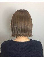 グランヘアー 豊岡店(GRAN HAIR) 【GRANHAIR豊岡店】 パツっとボブ × ミルクティーベージュ