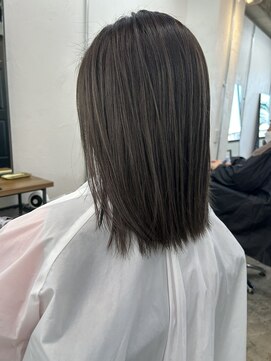 イット(it.) kana ケアブリーチ グレージュカラー